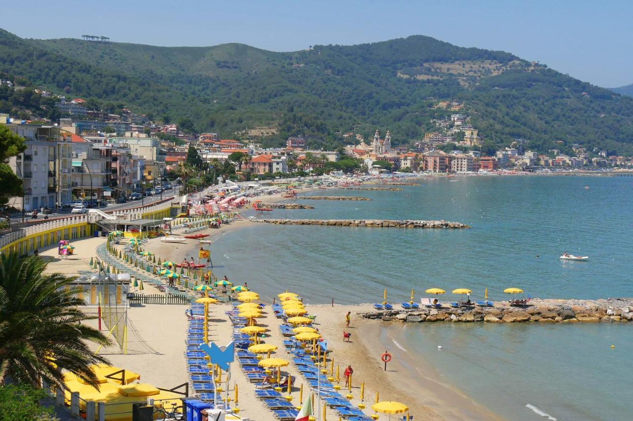 Beachy Vibes- 900M From The Beach - Happy Rentals Marina dʼMarina dʼAndora Extérieur photo